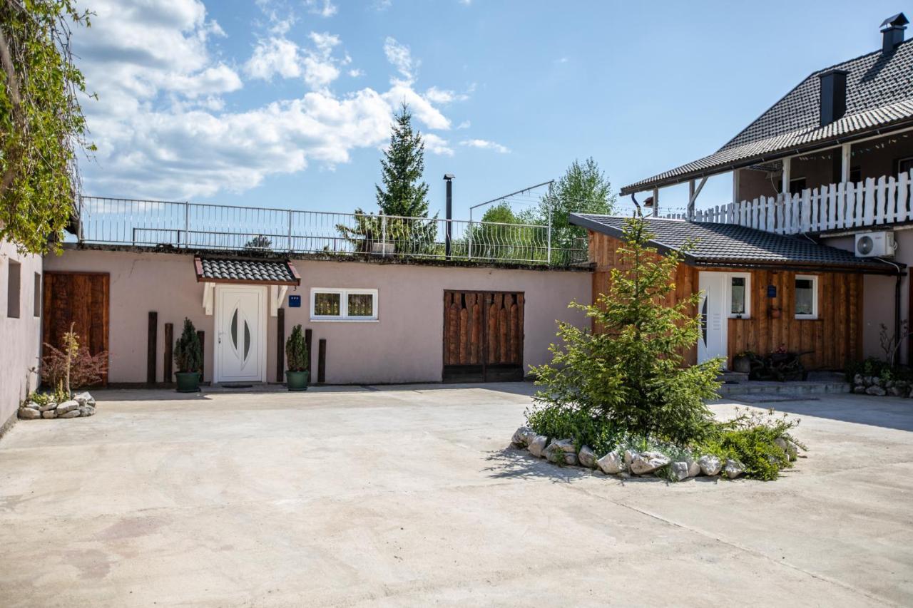 Sumski Dvori Apartment Ogulin Zewnętrze zdjęcie
