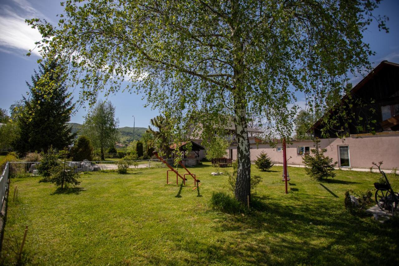 Sumski Dvori Apartment Ogulin Zewnętrze zdjęcie