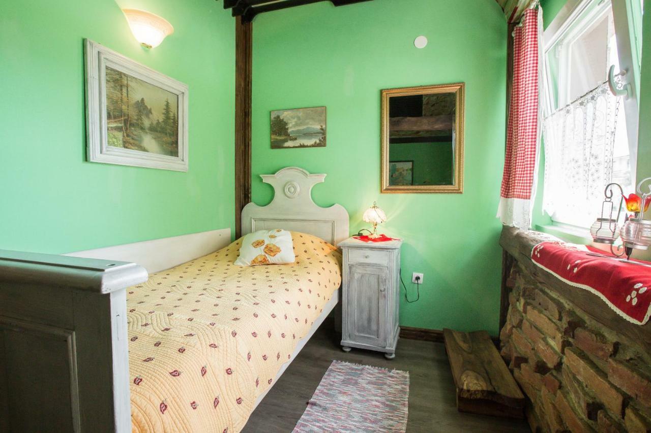Sumski Dvori Apartment Ogulin Zewnętrze zdjęcie